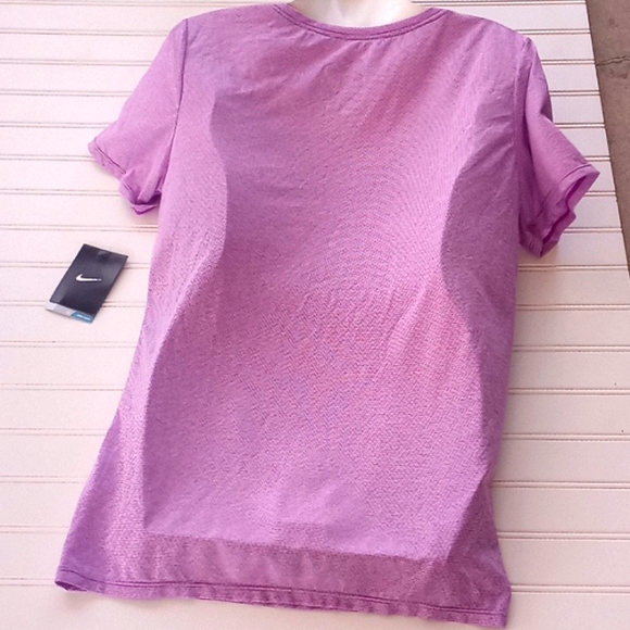 Nike Dri-Fit Striped V Neck Tshirt - Picture 8 of 11